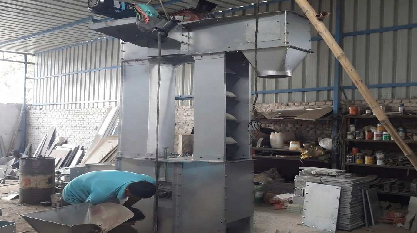 Bucket Conveyor